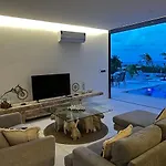 Aura Air 1, Pool & Seaview Villa, Choengmon 500M