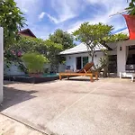 Pool Villa Bangrak, 2 Mins To Beach!!!!