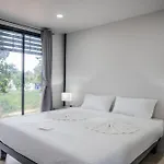 Haus (500 m²), 12 Schlafzimmer und 12 eigene Badezimmer in Bo Phut