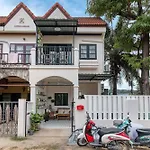 Rattana House Homestay