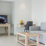 Replay Pool Villa