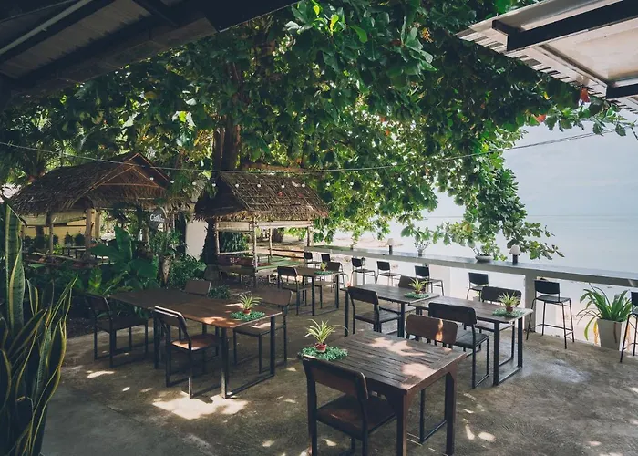 Chill Inn Hostel&Beach Cafe