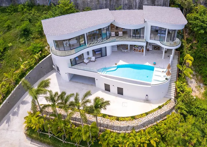 Skyline 9 - Spacious & Stylish Luxury Panoramic Seaview Villa With Outdoor Living & Kitchen, Outdoor Cinema, Private Gym, Salt Water Pool With Jacuzzi In Plai Laem