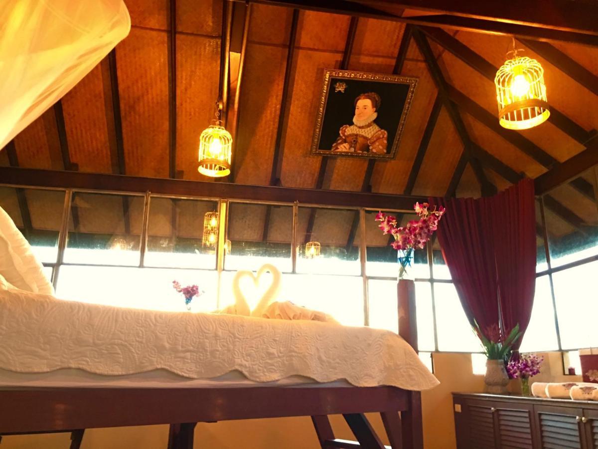 Pousada Ever Dreamed Of Staying In A 3 Bedroom Castle-sdv044b-by Samui Dream