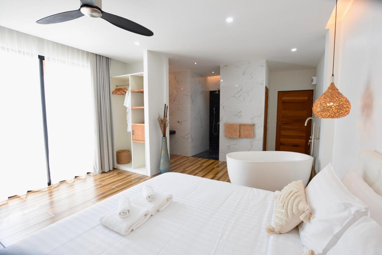 Hotel Leelawadee Samui