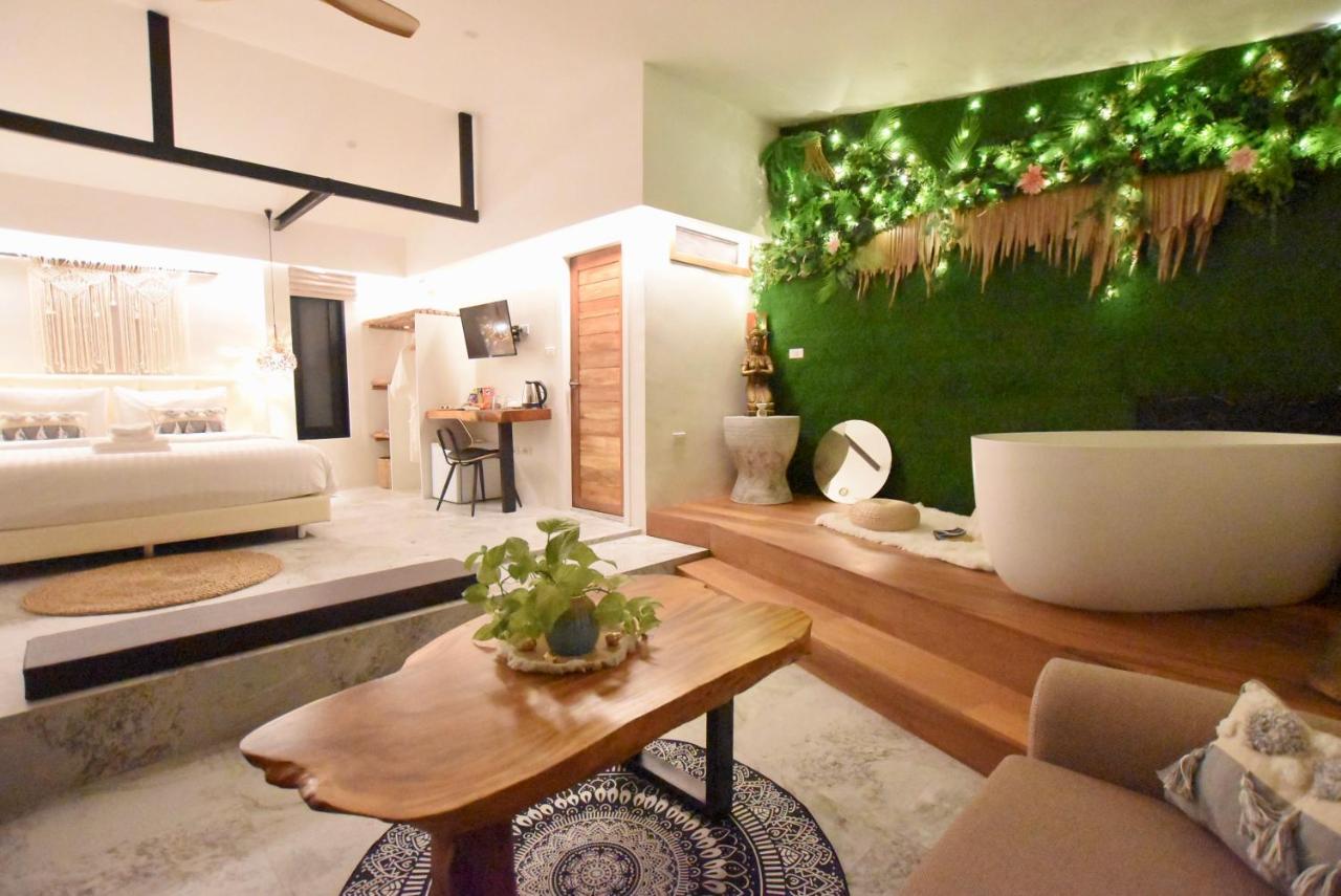 Hotel Leelawadee Samui 3*