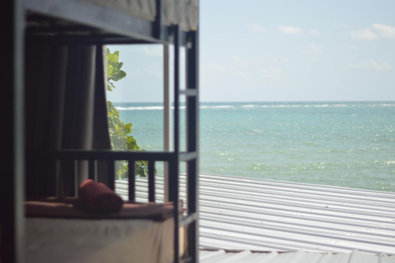 Hostel Chill Hostel&beach Cafe *