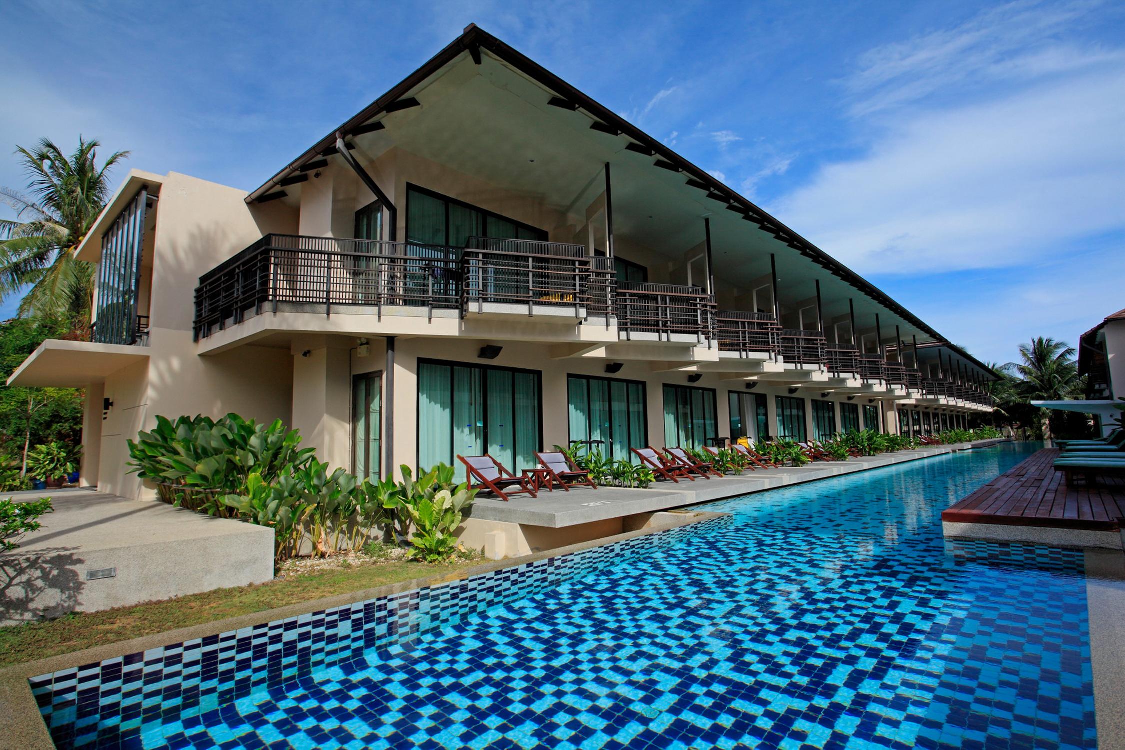 Centra By Centara Coconut Beach Samui - Sha Plus Resort 4*