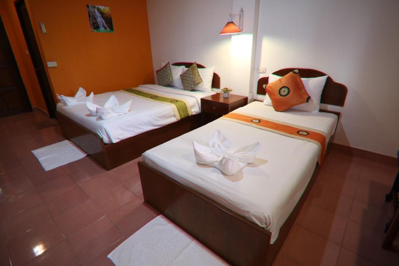 Hotel Coconut House *