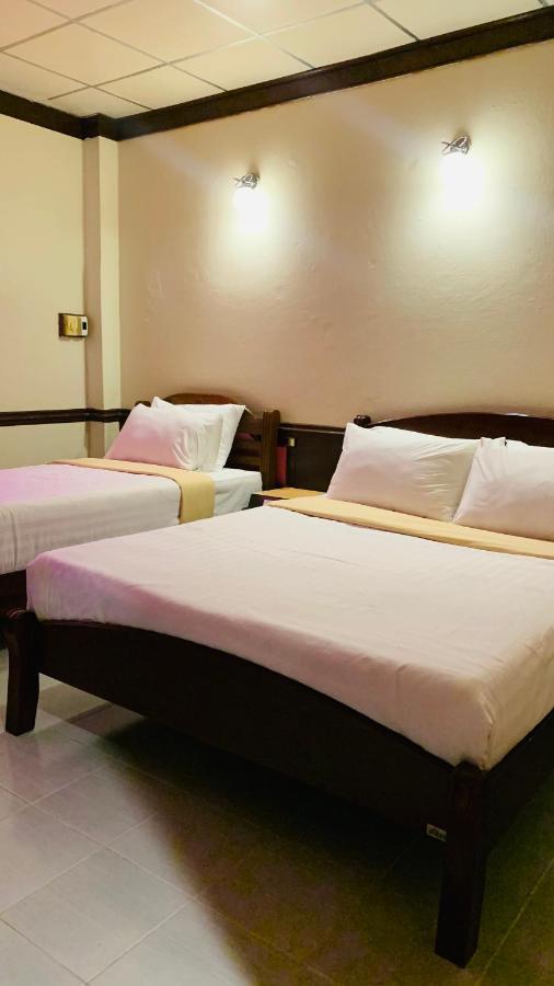 Seaside Palace 2*