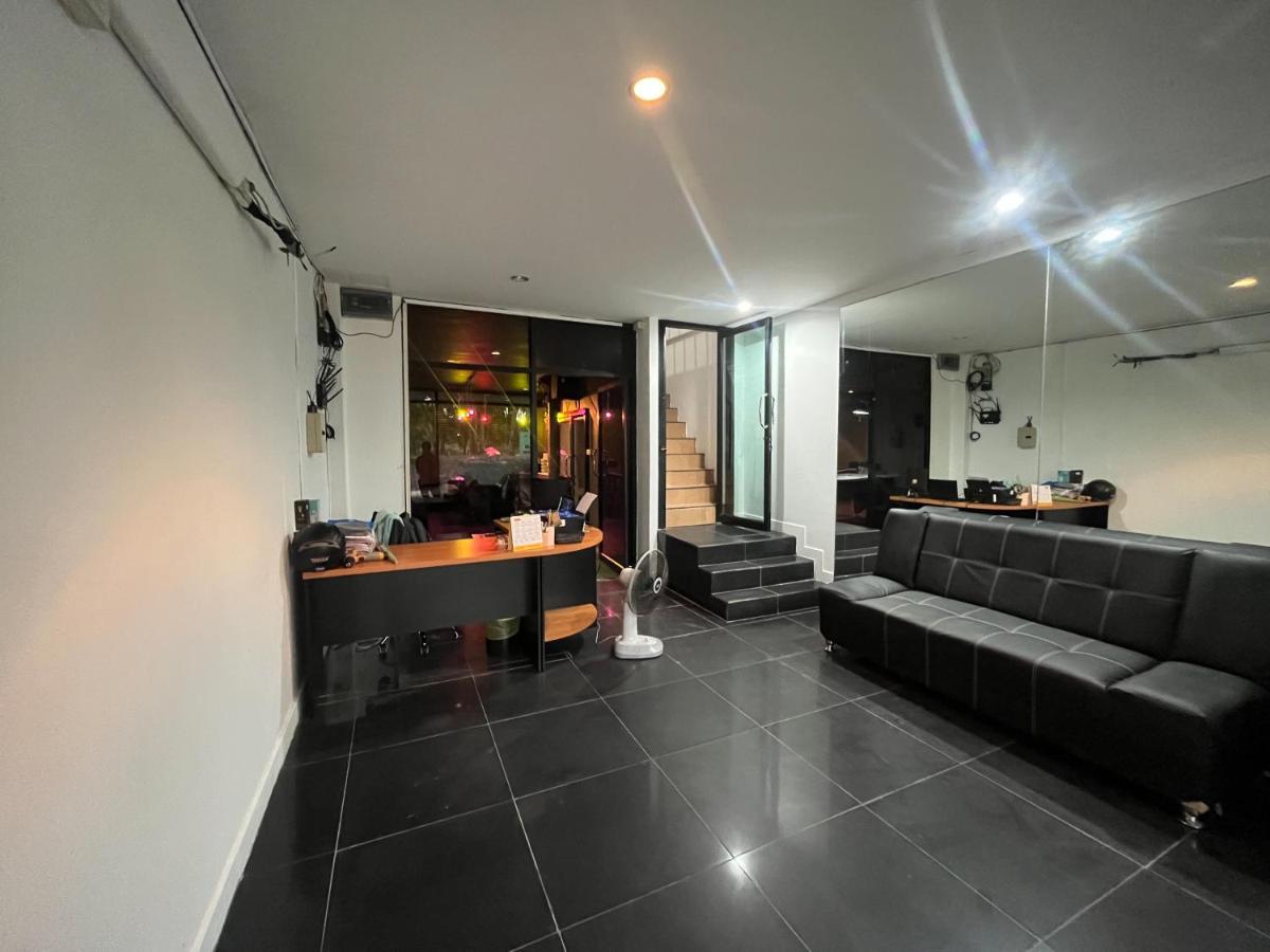 Golden Monkey Samui *