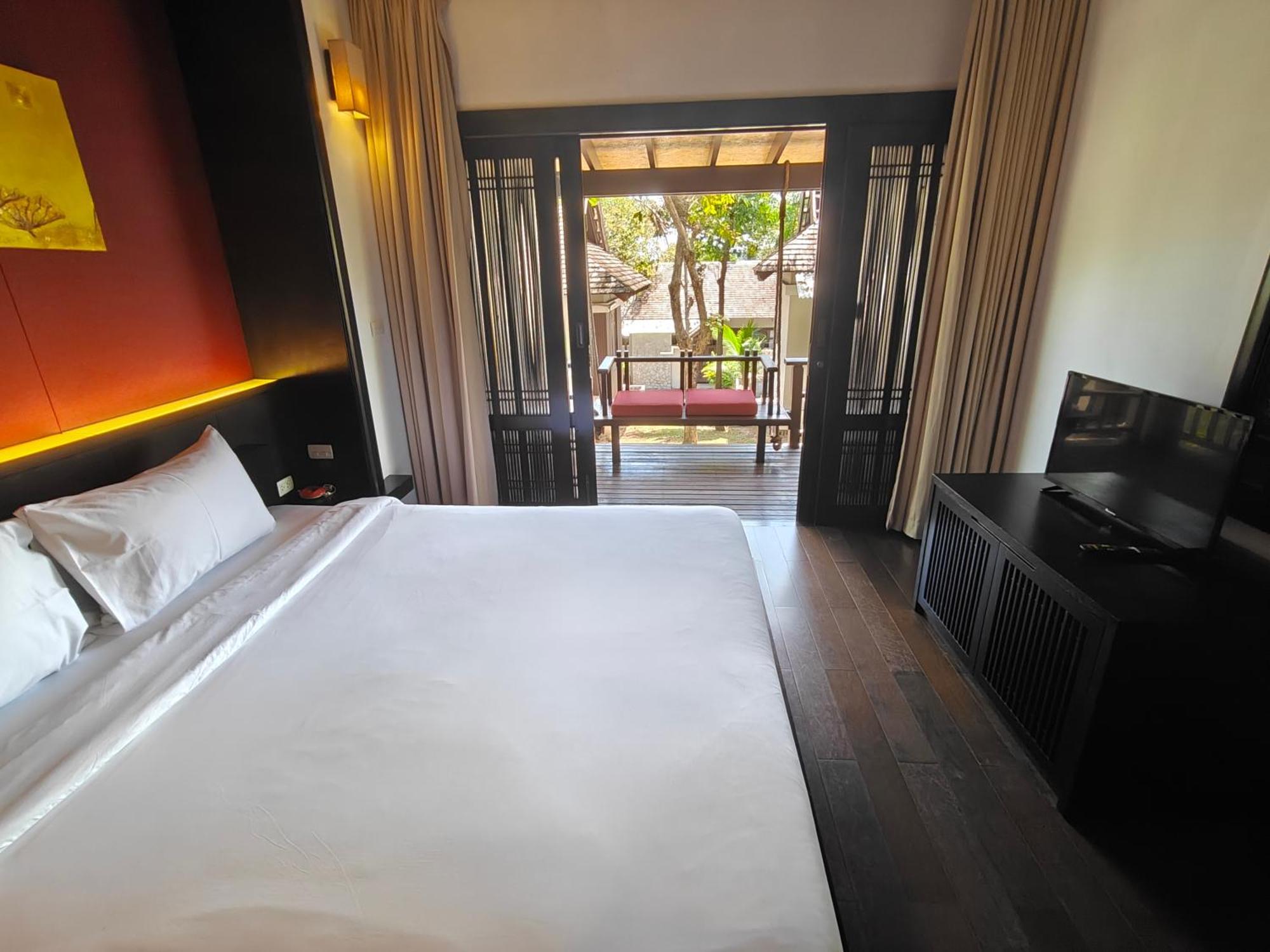 Bhundhari & Samui