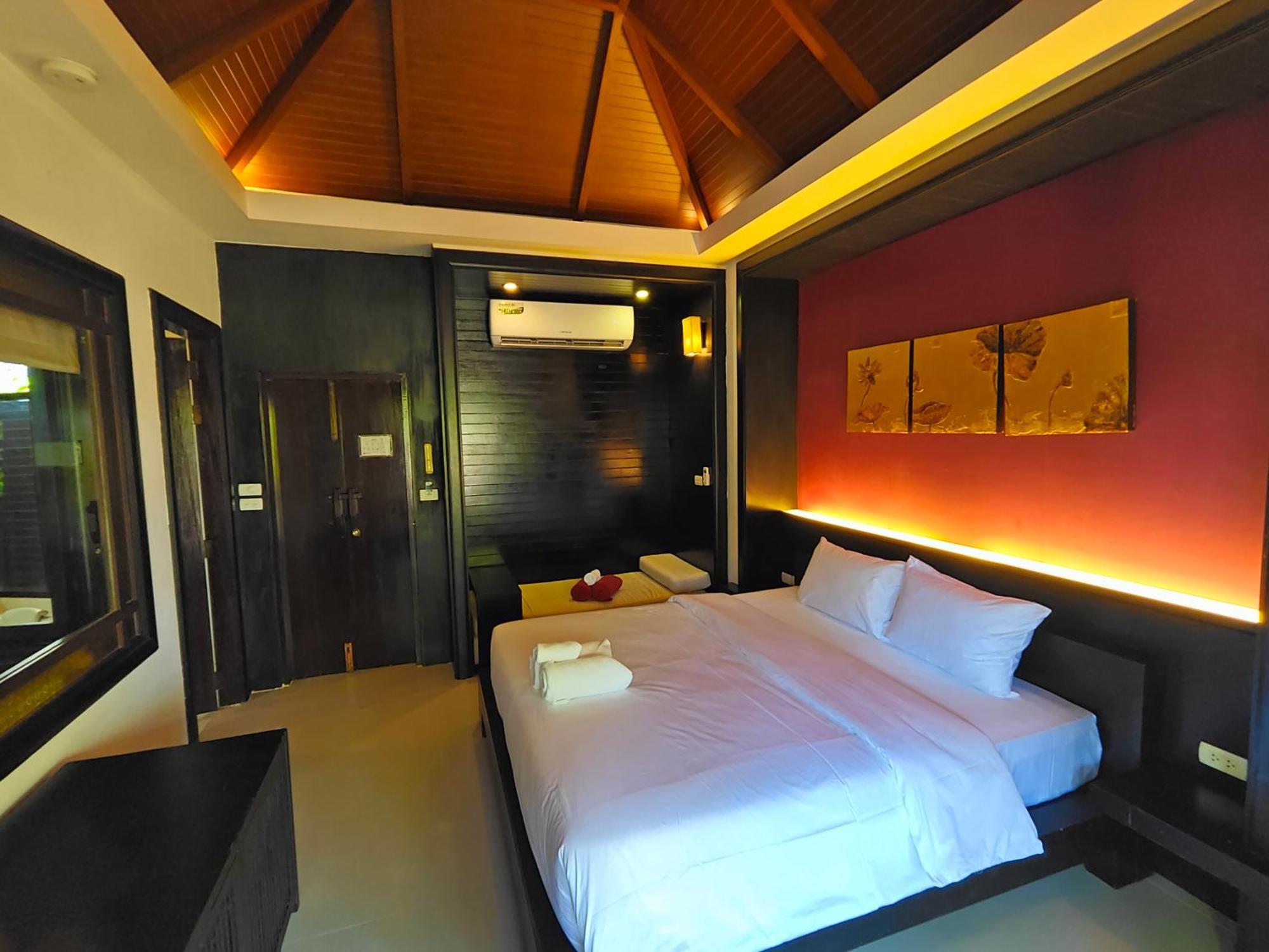 Bhundhari & Samui 4* Strand von Chaweng