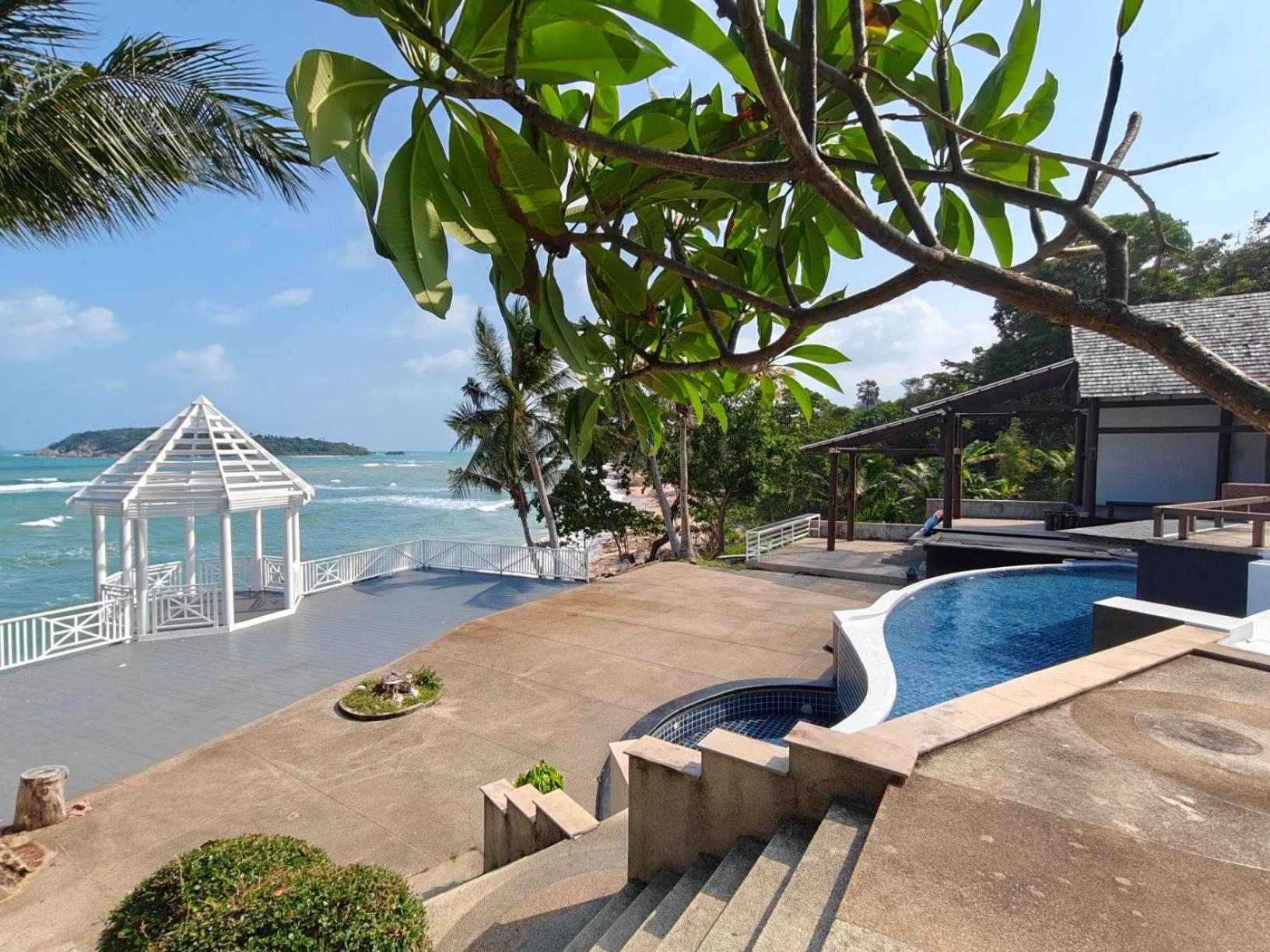 Bhundhari & Samui Resort