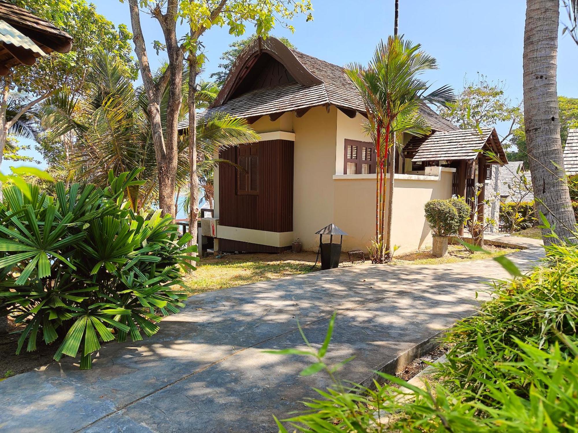 Bhundhari & Samui