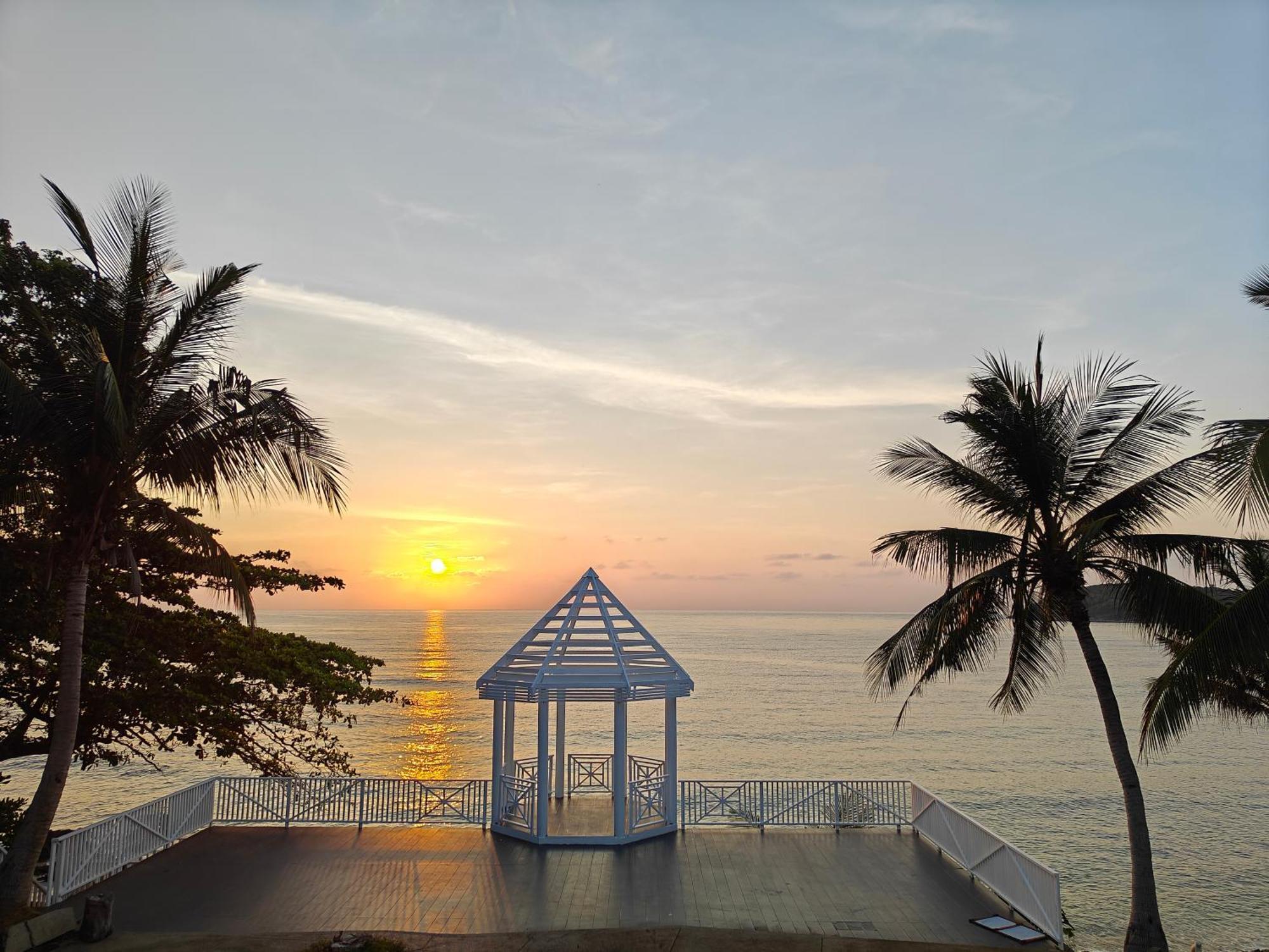 Bhundhari & Samui Resort 4*
