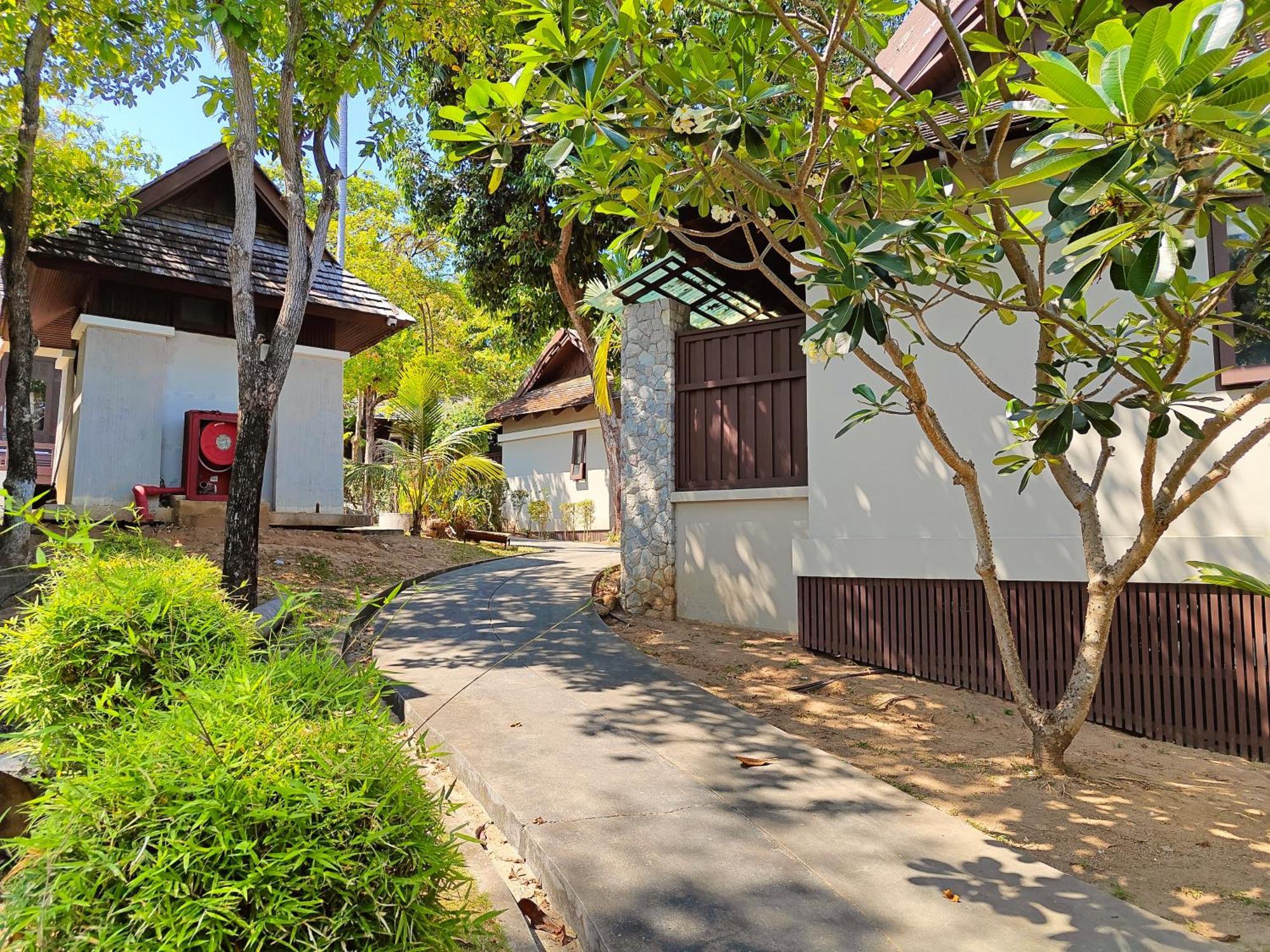 Bhundhari & Samui
