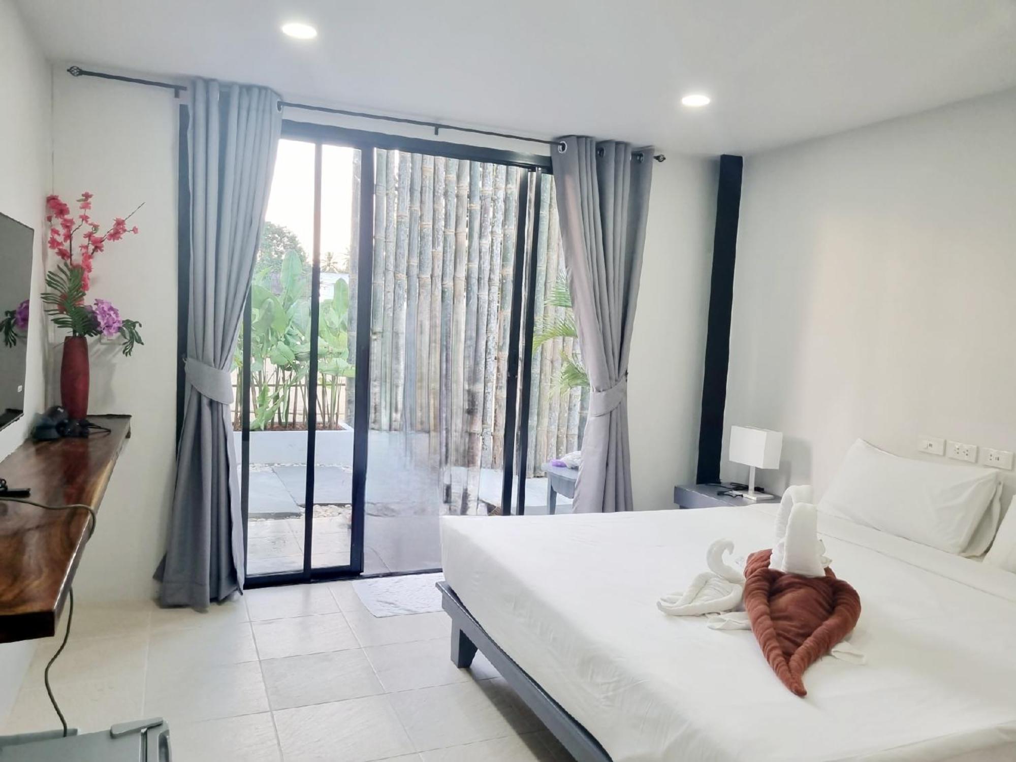 Haus (500 M²), 12 Schlafzimmer Und 12 Eigene Badezimmer In Bo Phut