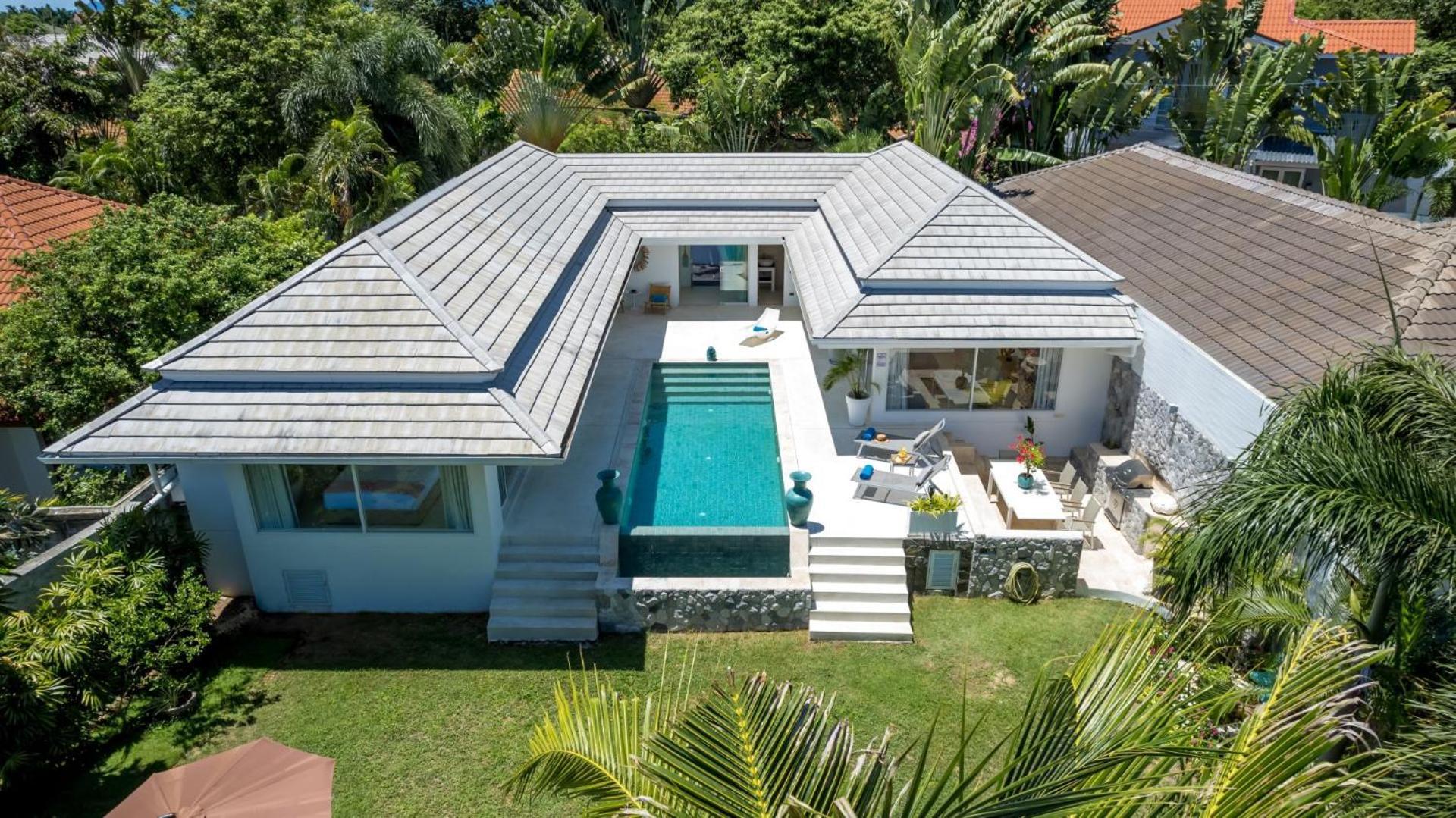 Villa 700m From & Luxury