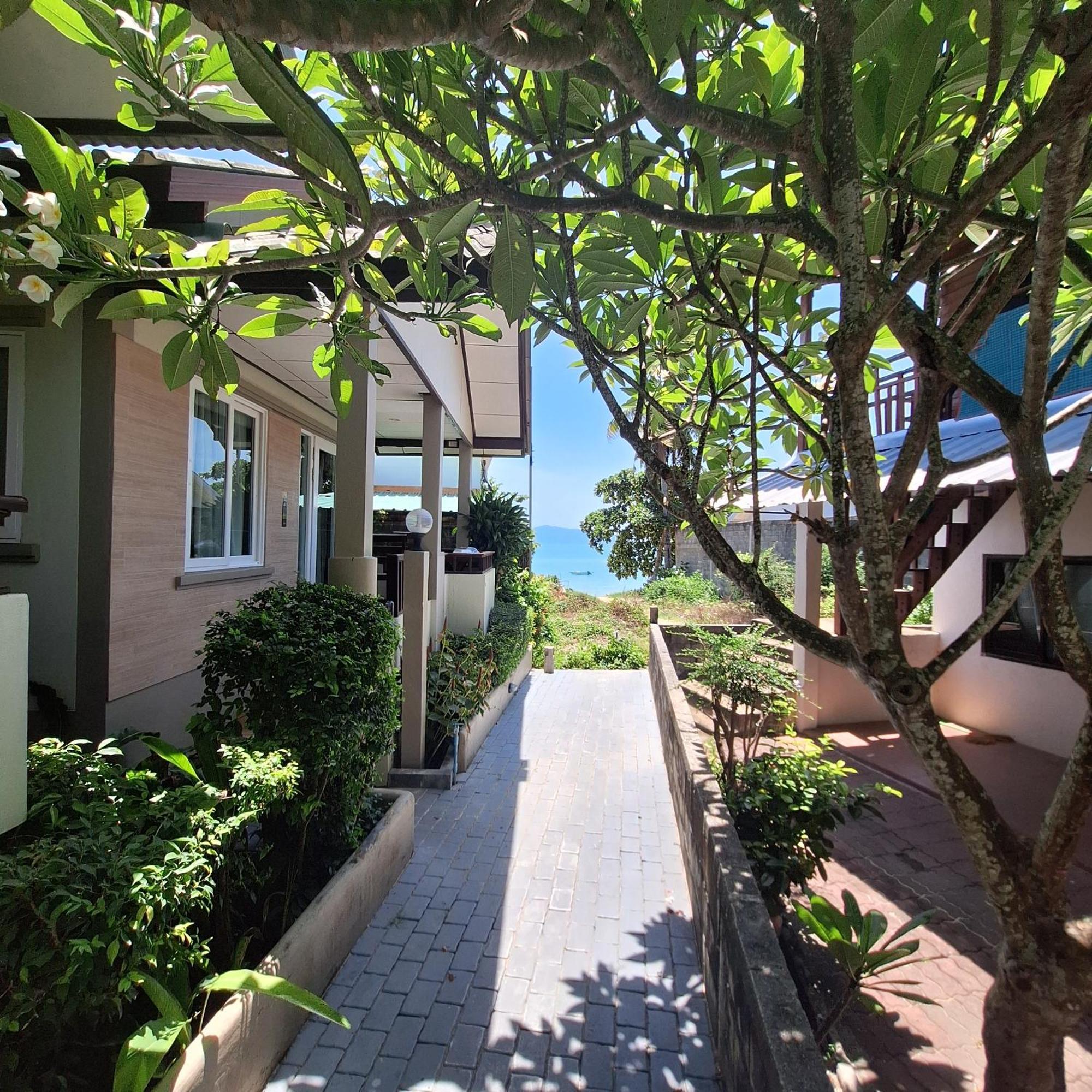 Baanfah Samui Mae Nam
