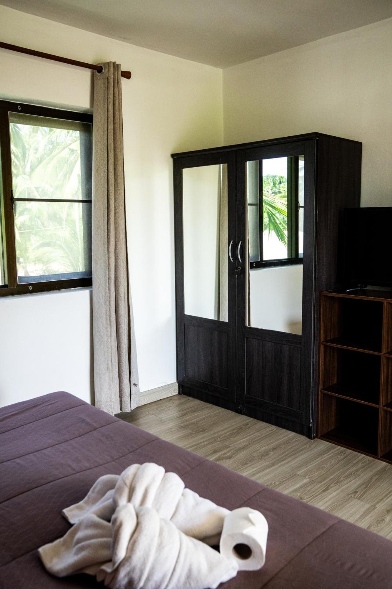 Koh Samui & Restaurant Guest house Taling Ngam (Koh Samui)