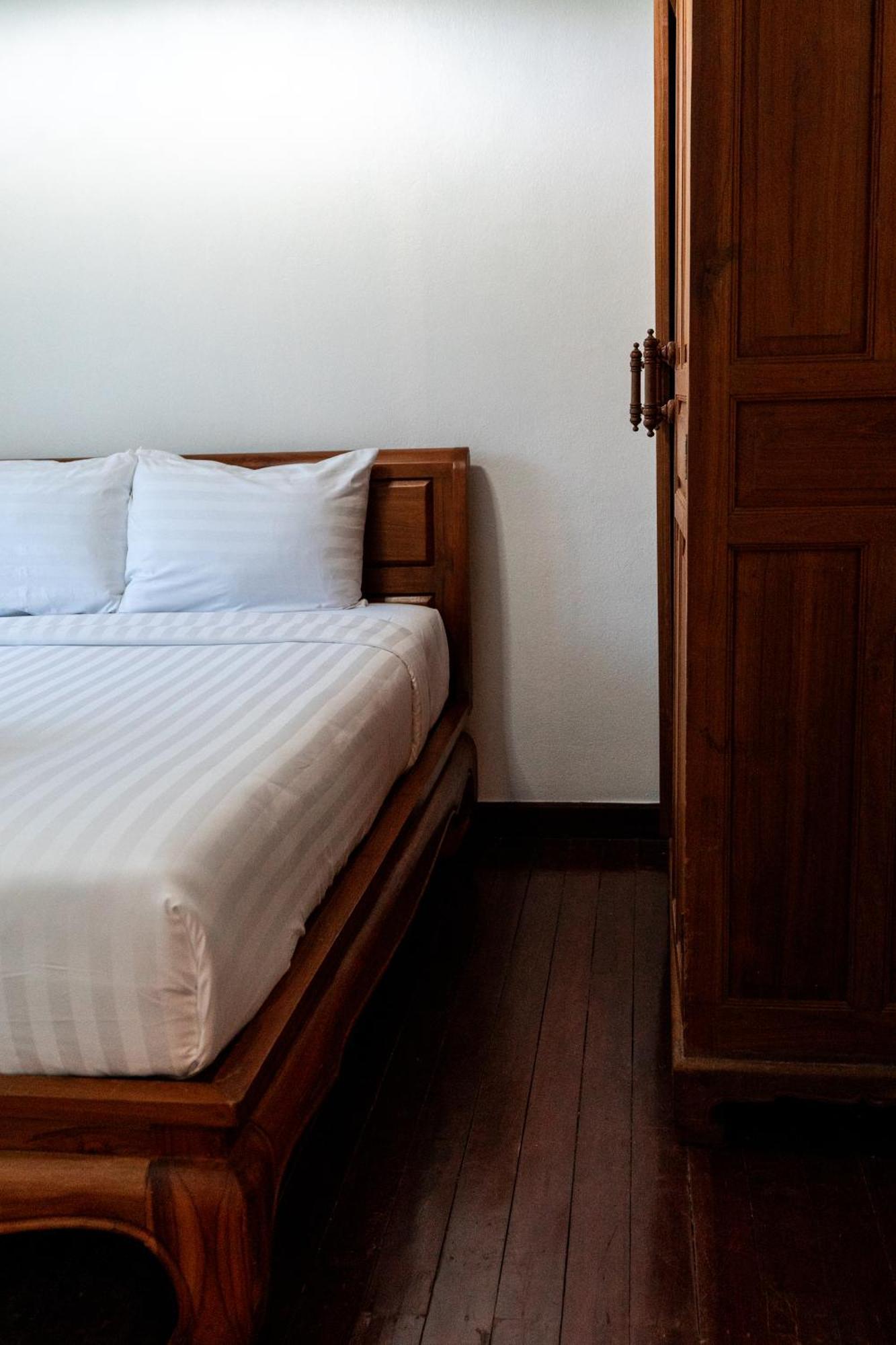 Koh Samui & Restaurant Guest house Taling Ngam (Koh Samui)