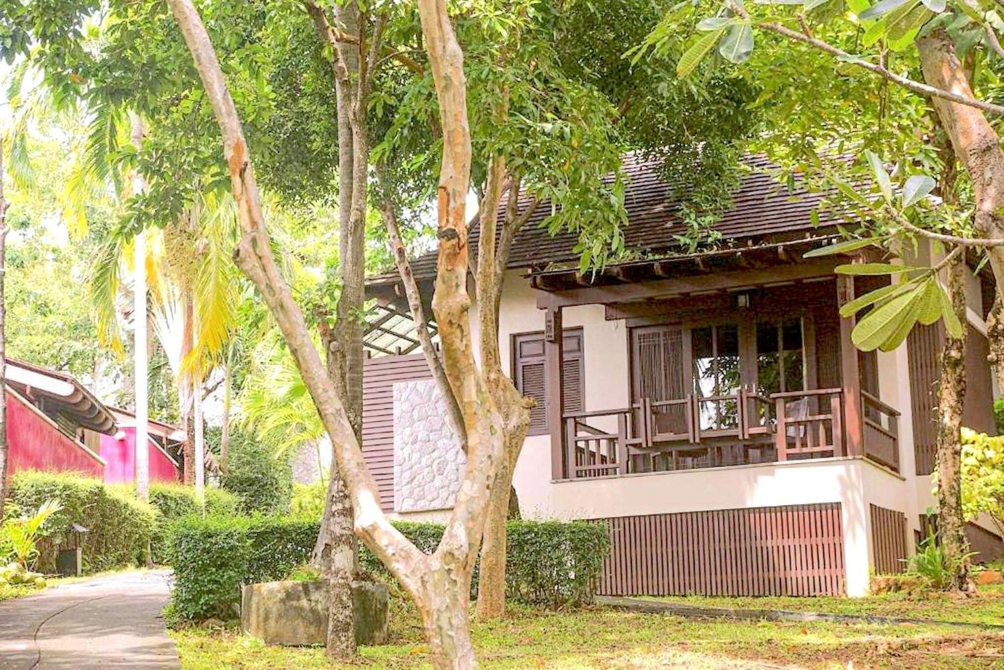 Bhundhari & Samui Resort 4*