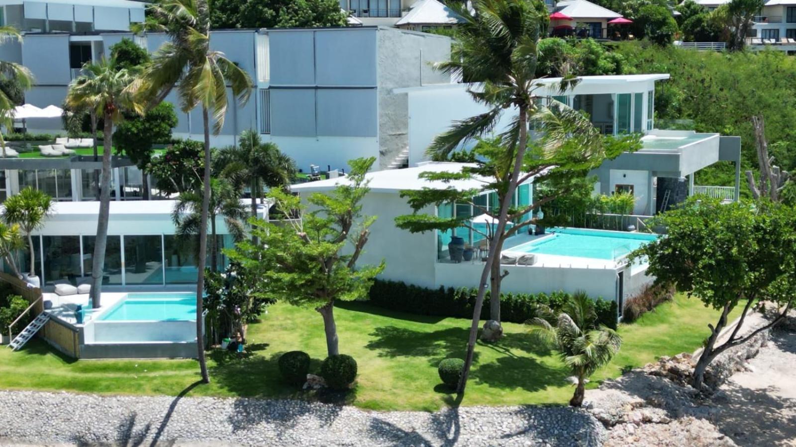 Hotel Replay Pool 4*