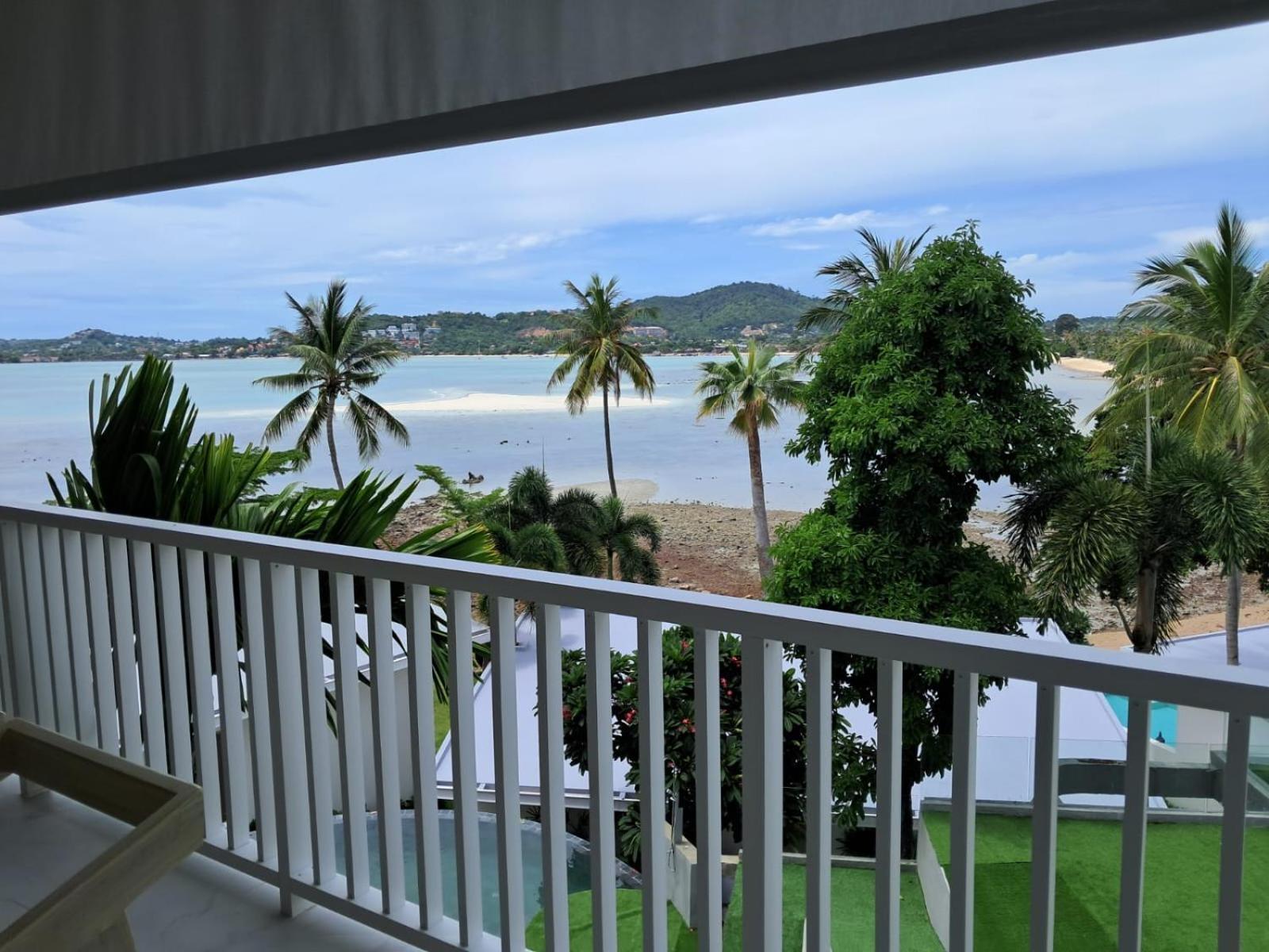 Replay Pool Ko Samui