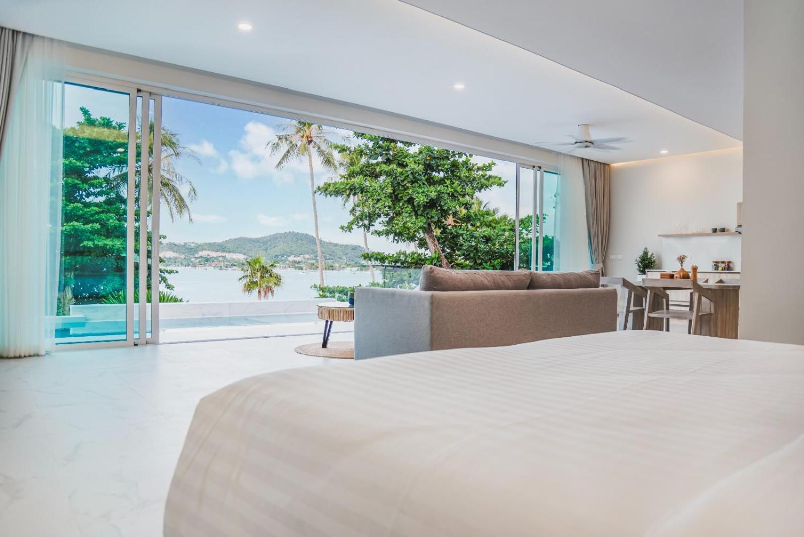 Replay Pool Ko Samui