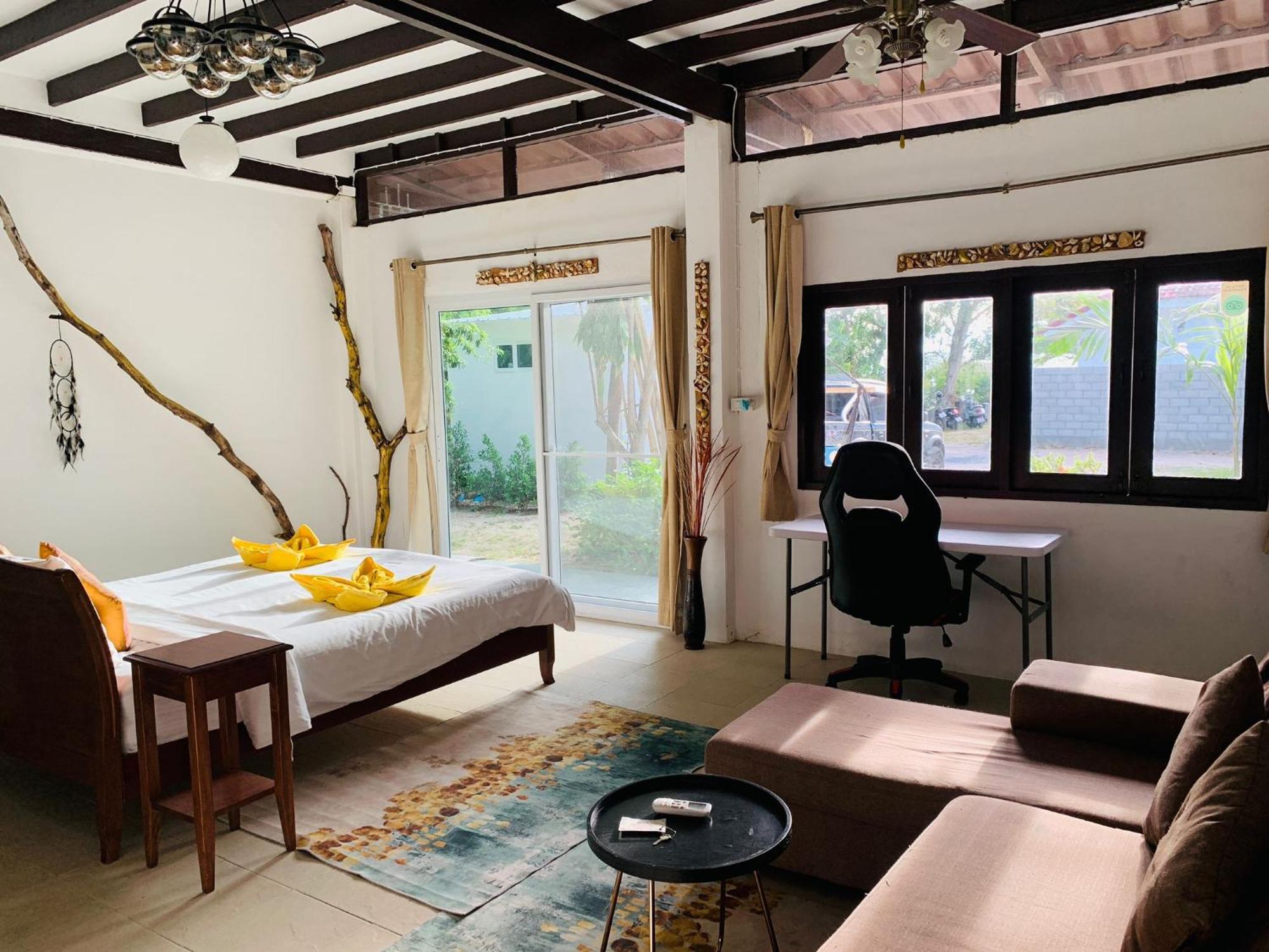 The Summer House Samui Hotel