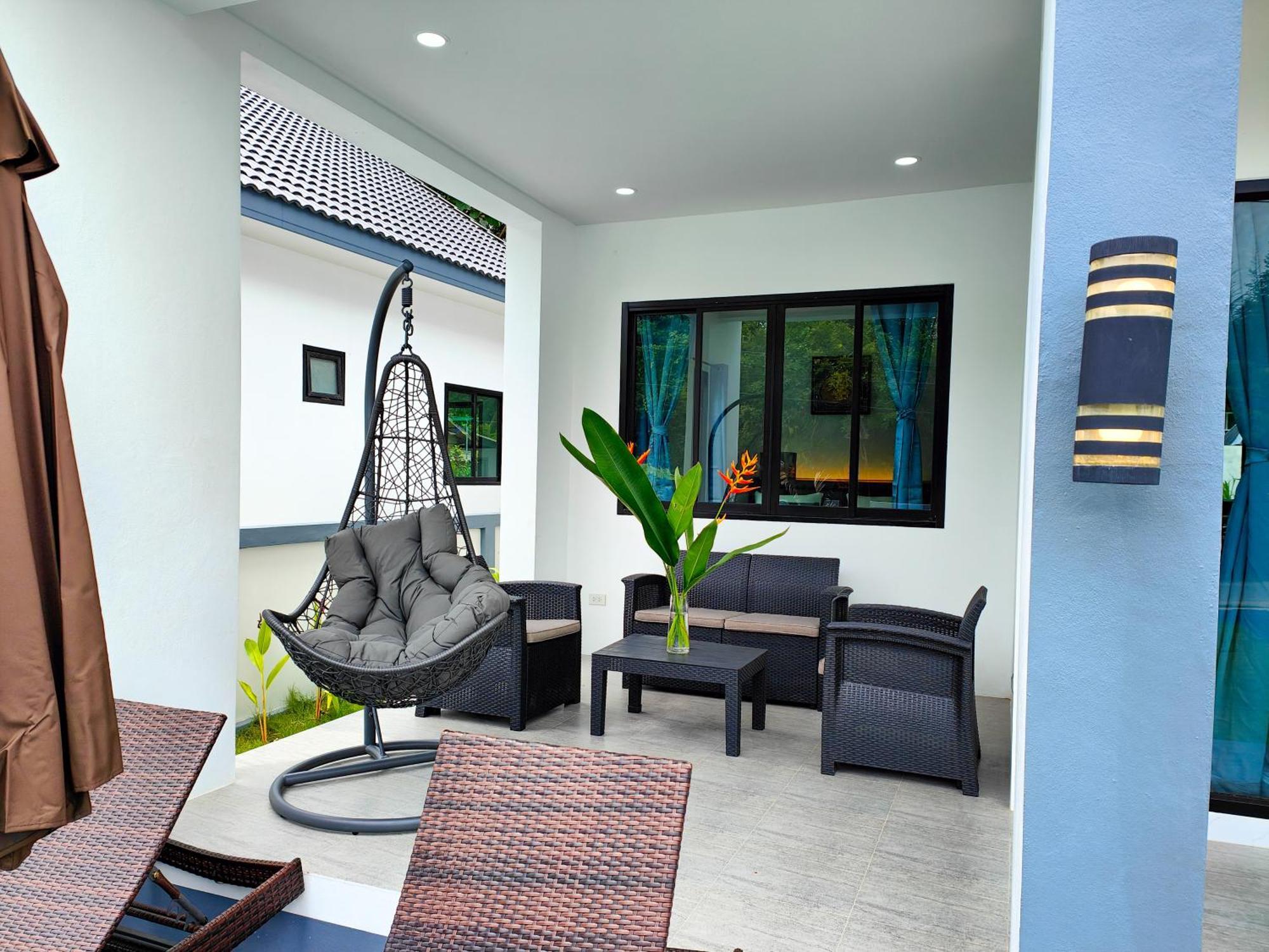 Cozy Pool House 3 Min To Holiday home *