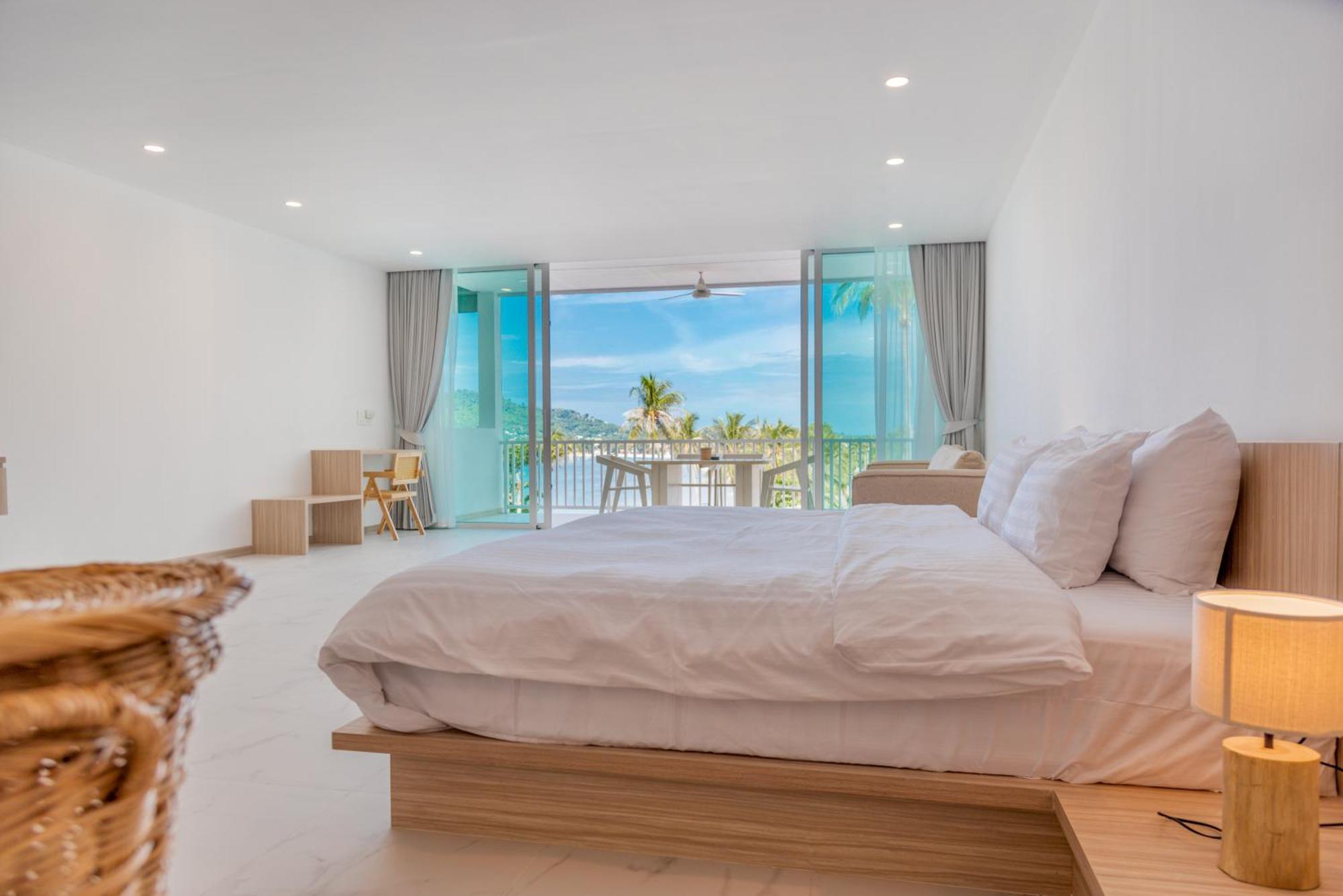 Beachfront Luxury 31
