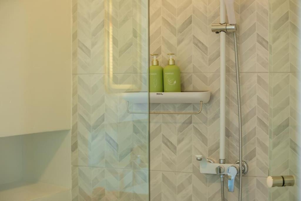 Holiday home Pool Access Spacious Townhouse And Kids Slide *
