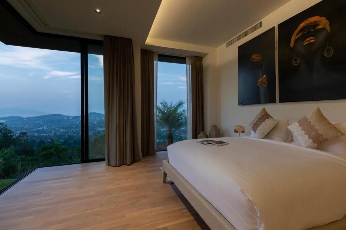 Raphy - Palatial & Luxurious Retreat *