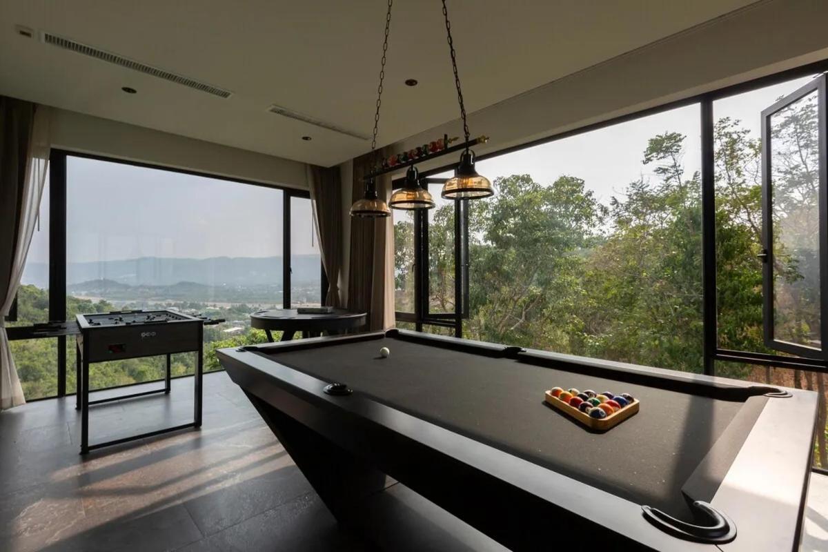 Raphy - Palatial & Luxurious Retreat Villa *