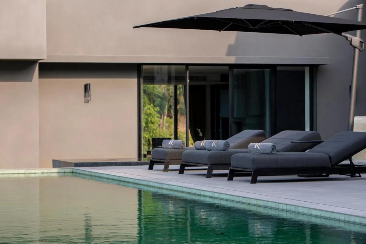 Raphy - Palatial & Luxurious Retreat *