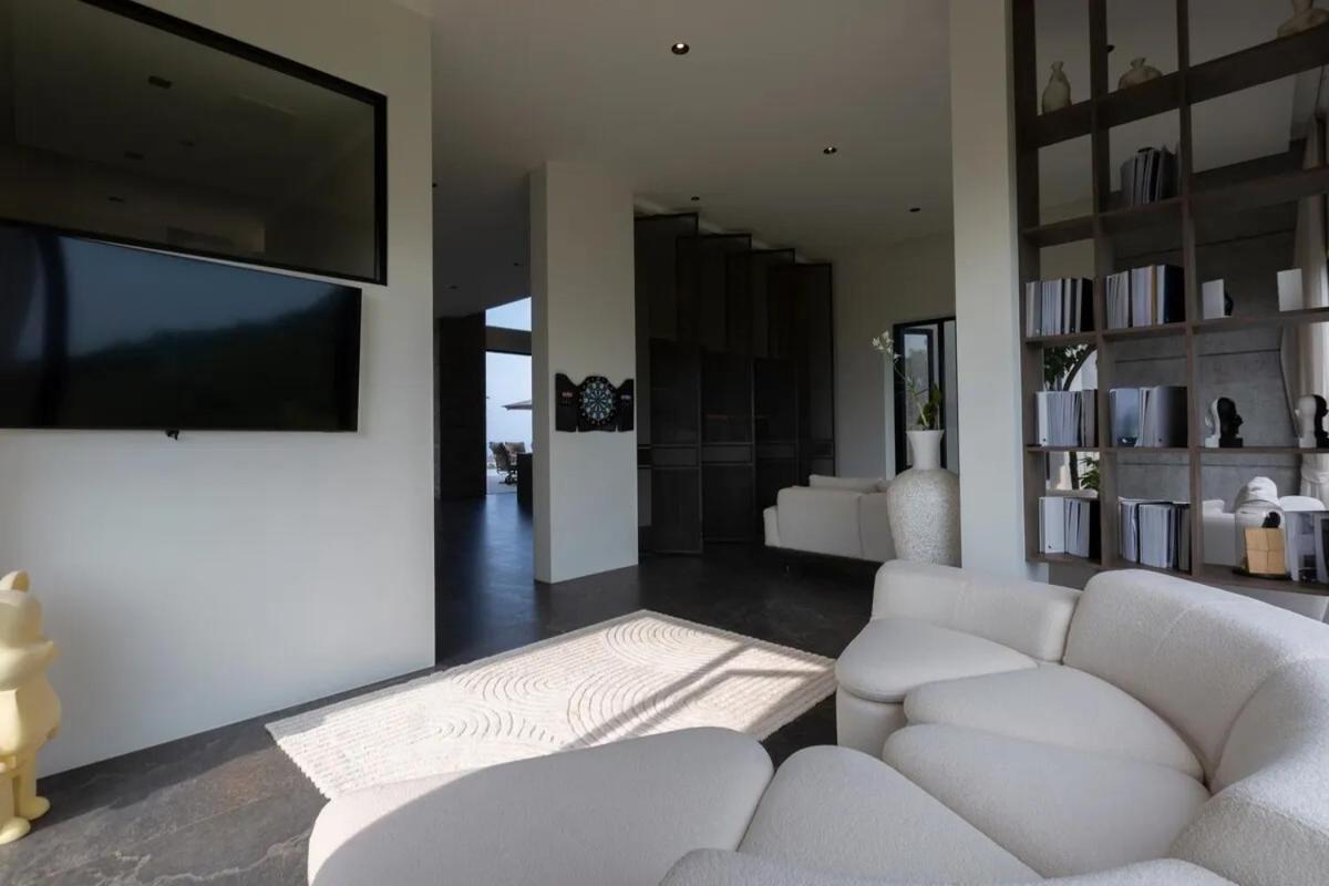Raphy - Palatial & Luxurious Retreat Villa Koh Samui