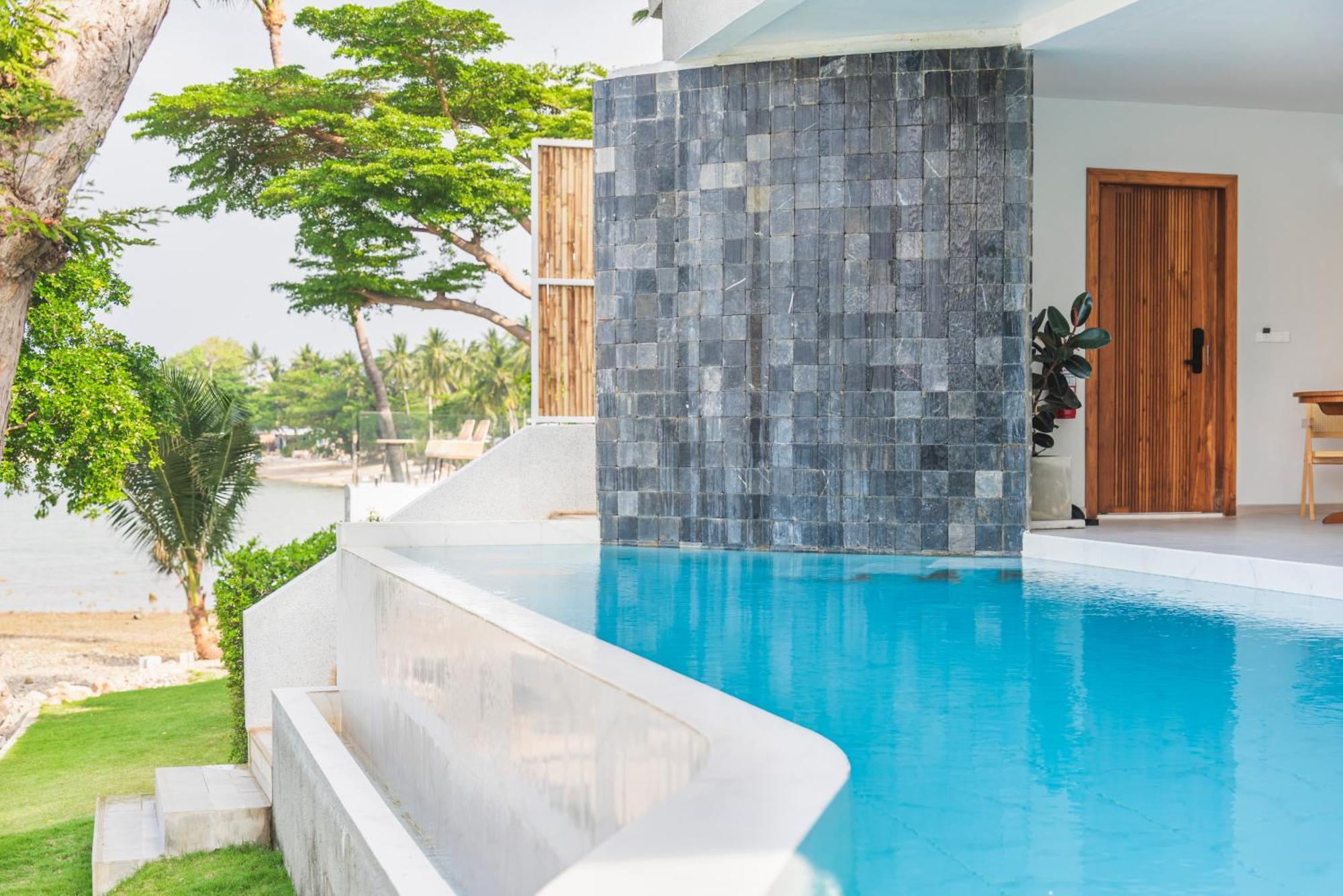 Replay Pool Hotel Ko Samui