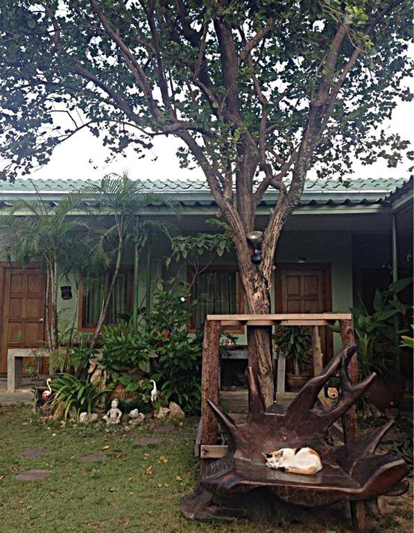 Resort Baan Sala Lung Dam - Fisherman Village