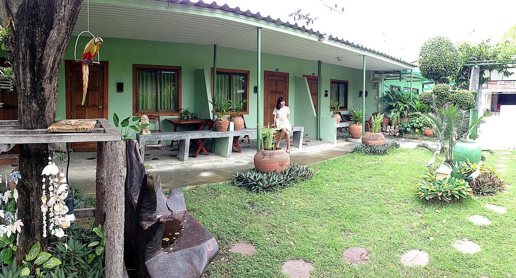 Resort Baan Sala Lung Dam - Fisherman Village