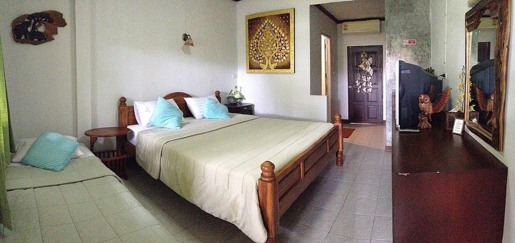 Baan Sala Lung Dam - Fisherman Village Bophut