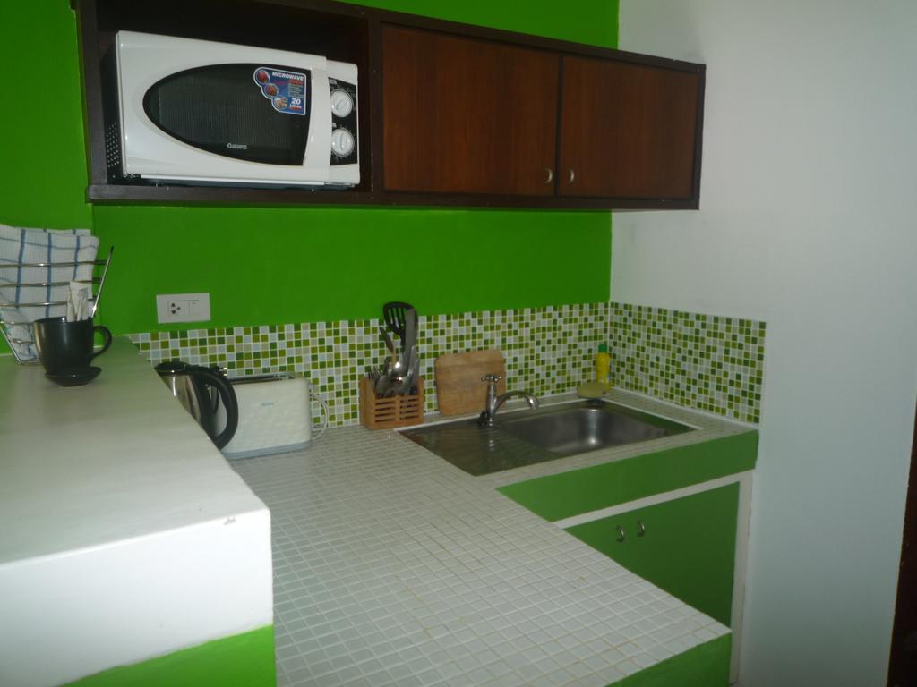 Ban Tai River Gardens Holiday home *