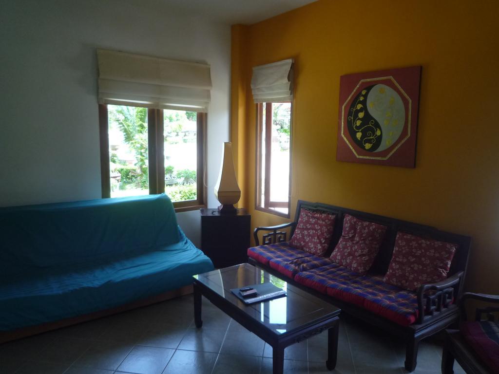 Ban Tai River Gardens Holiday home *