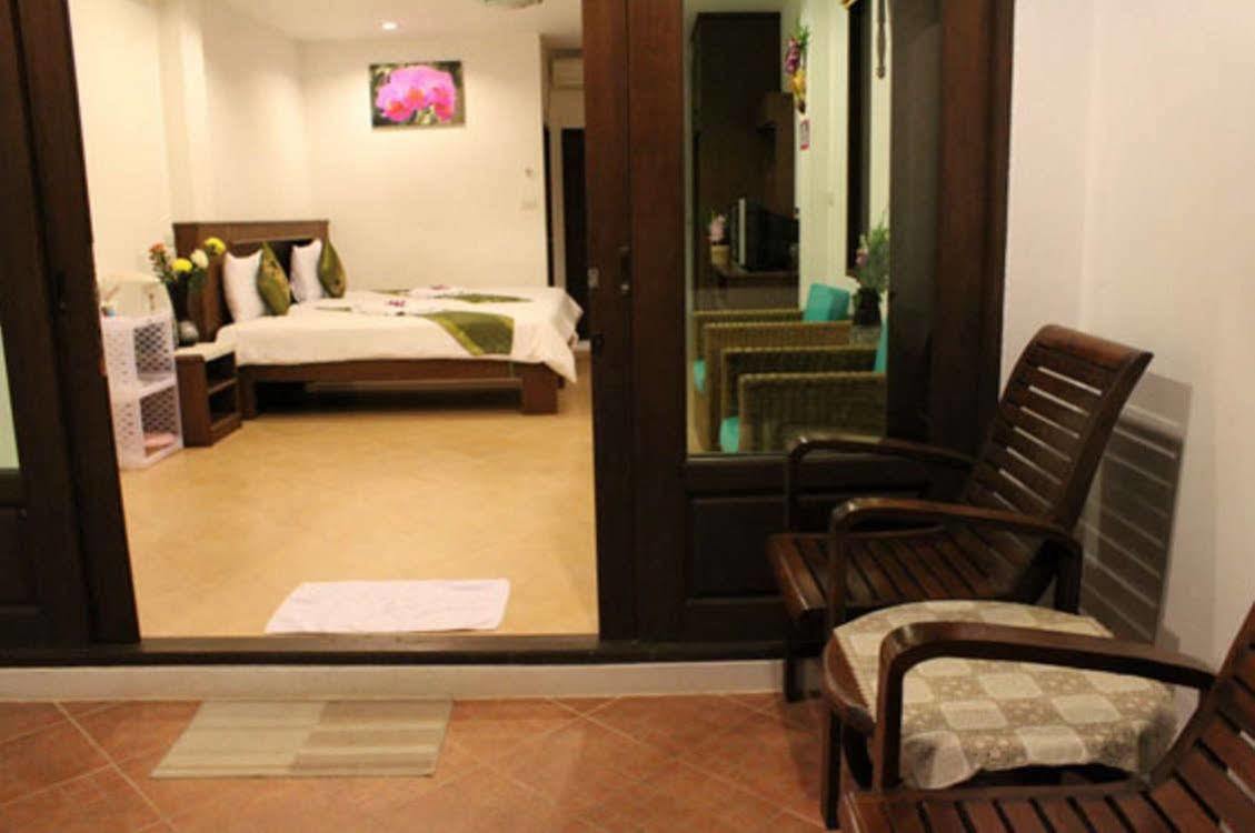 Perfect Hotel 2*