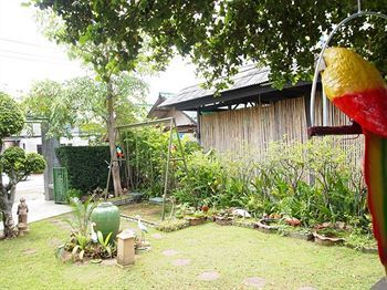 Baan Sala Lung Dam - Fisherman Village Resort
