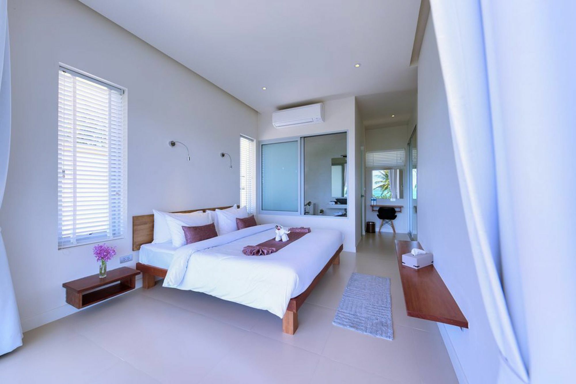 3 Bedroom Luxury Seaview Bang Po-zoe Villa