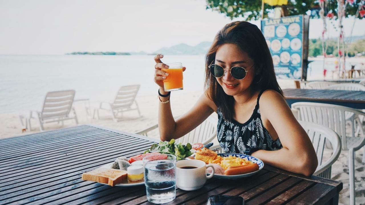 Tango Ko Samui