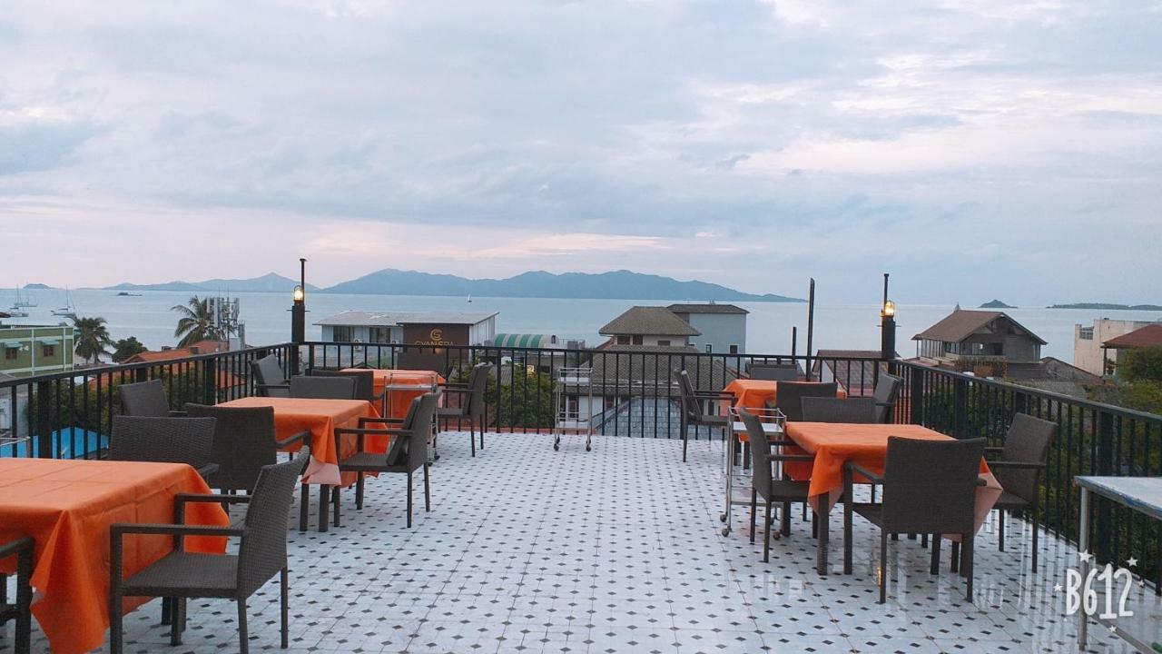 Haus (500 M²), 12 Schlafzimmer Und 12 Eigene Badezimmer In Bo Phut 3*