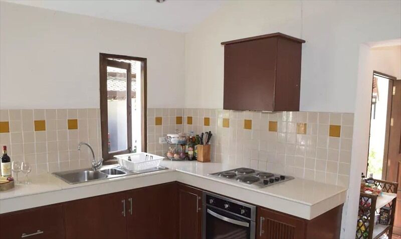 Villa 4 Bedroom Gold Footsteps To *